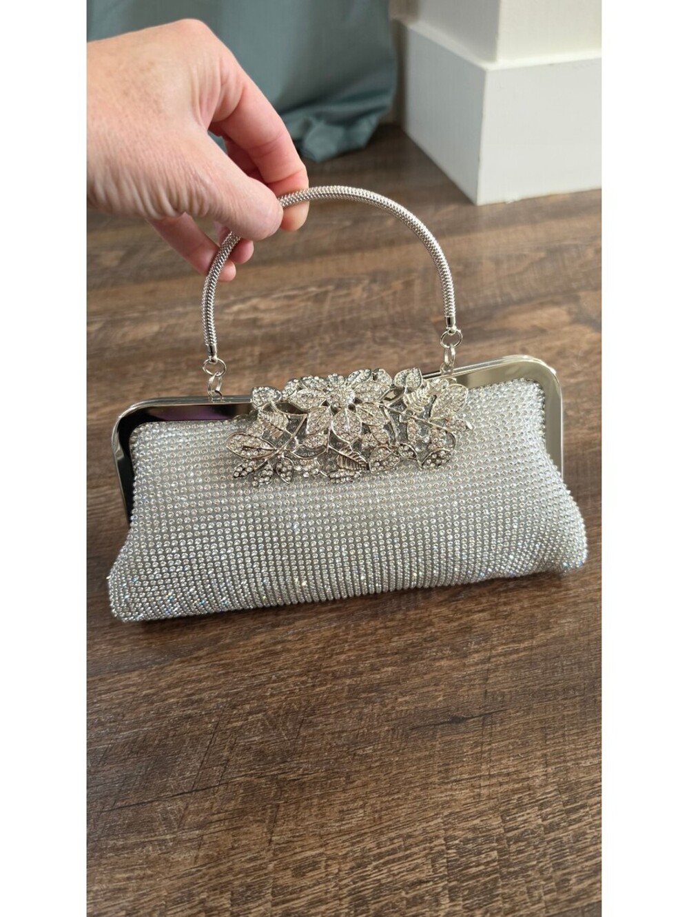 Elegant Silver Crystal Evening Clutch Bag with Floral Accent